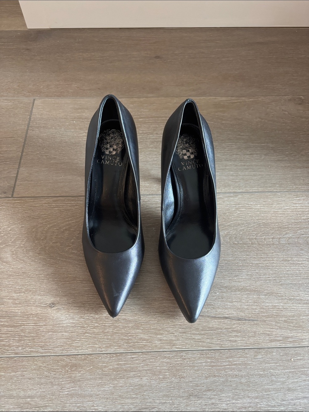 Vince Camuto Black Leather Pointed Toe Pumps
